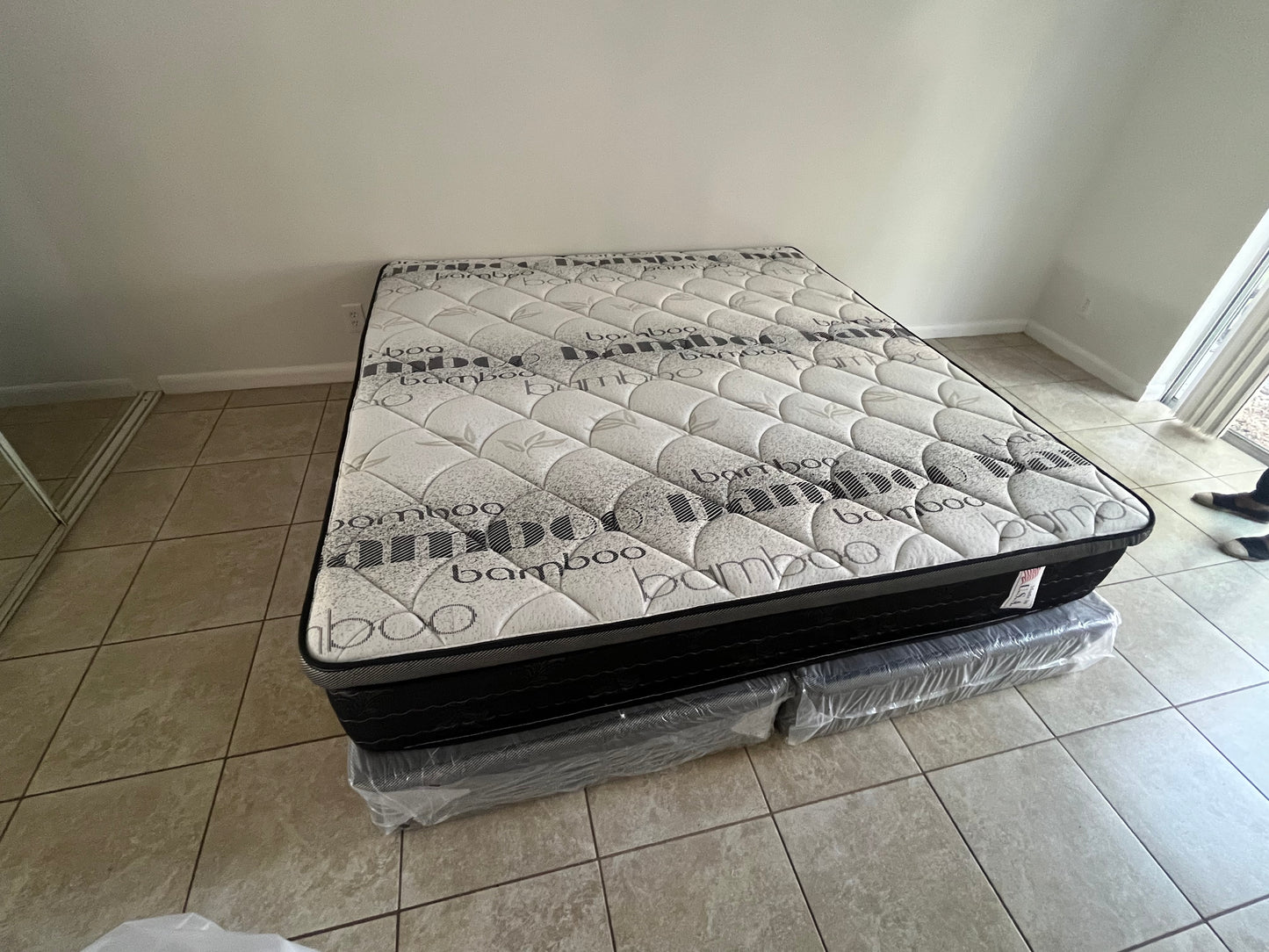 King Size Pillowtop Mattress and Box Spring