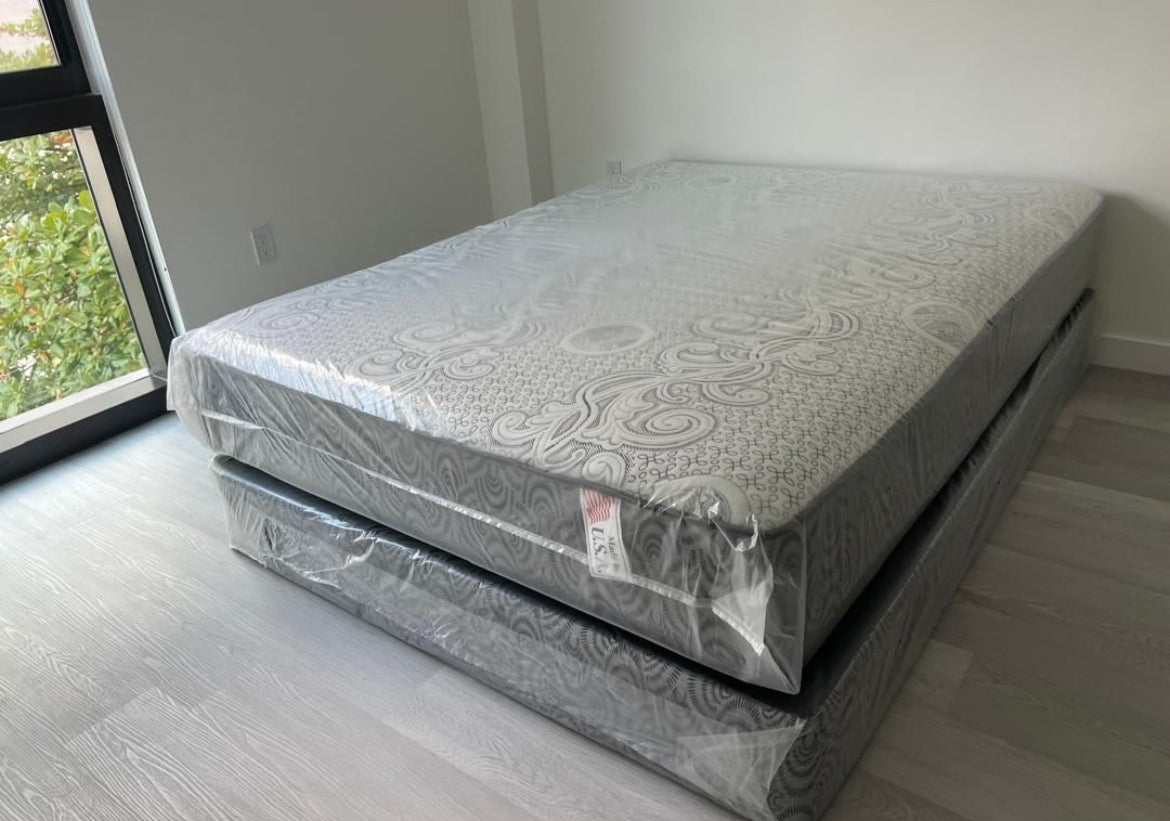 Queen Size Regular and Box Spring