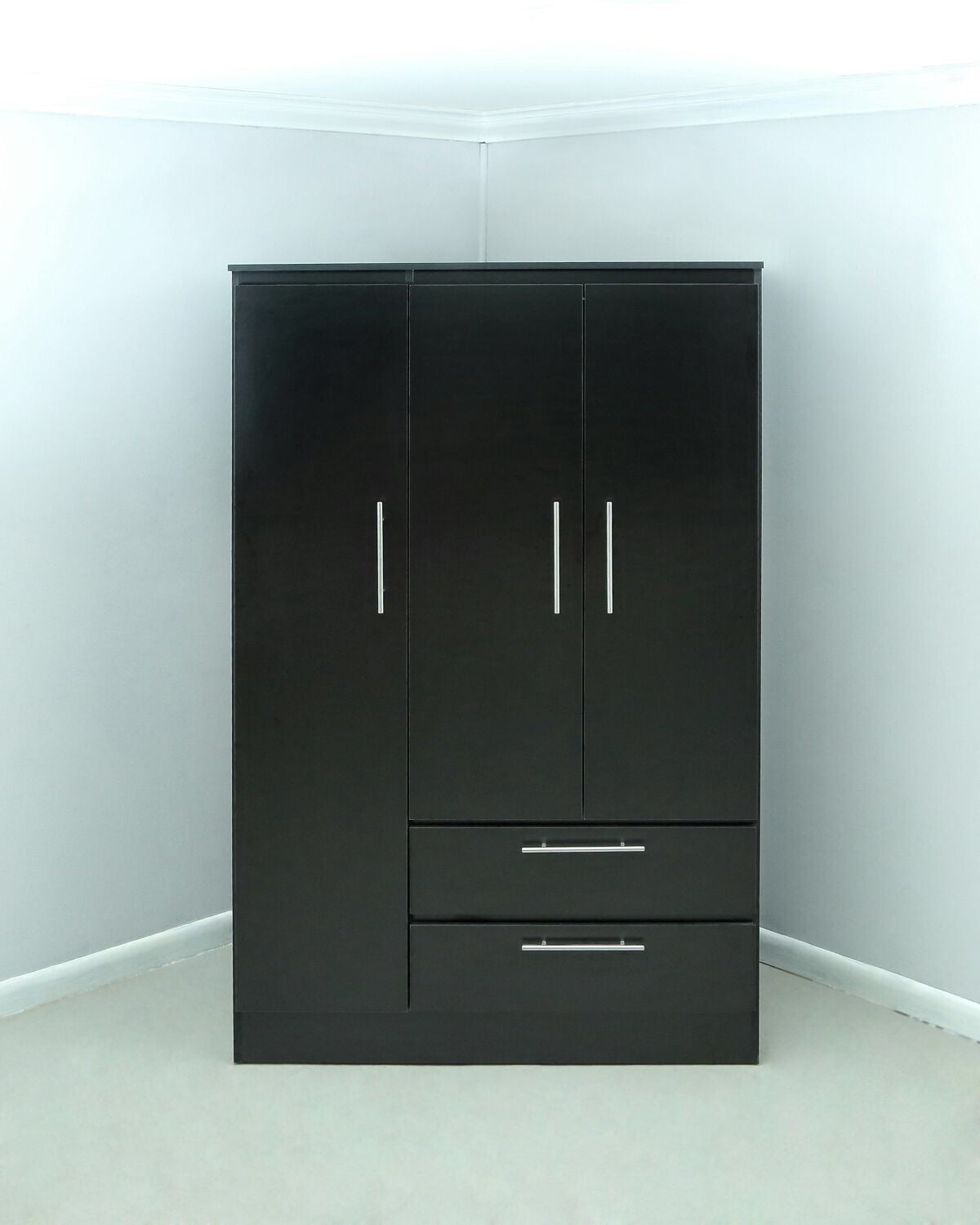 Triple Wardrobe 43″